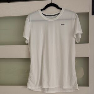 Nike Classic White Short Sleeve Tee
